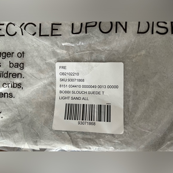 NWT FREE PEOPLE Bobbi Slouch Suede Tote | Sand MSRP $98 - Picture 9 of 11